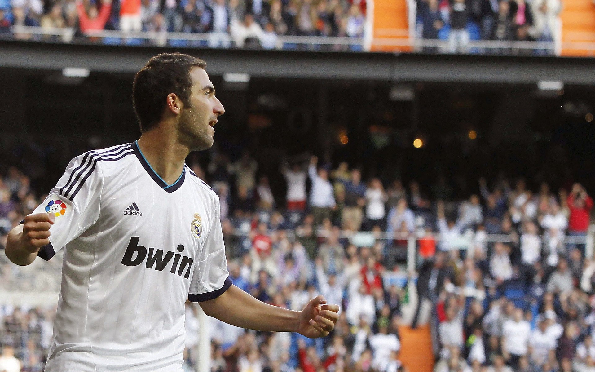 JackeyLove在快船比赛中反败为胜，爆冷引发热议！比赛高潮迭起